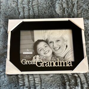 NWT - Malden Black and White Great Grandma Frame
